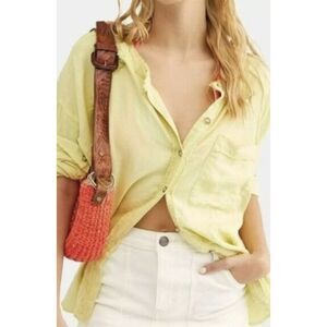 Free People Keep It Simple Button-down Shirt Raw Detail Size S in "pear"
